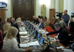 Одбор за културу и информисање уклонио тачку „Стање новинарства у Србији“, представници медијских удружења напустили седницу